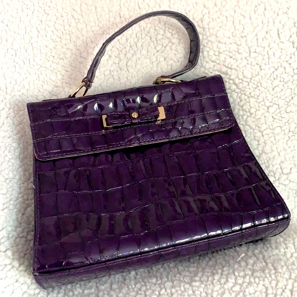 Liz Claiborne purple purse